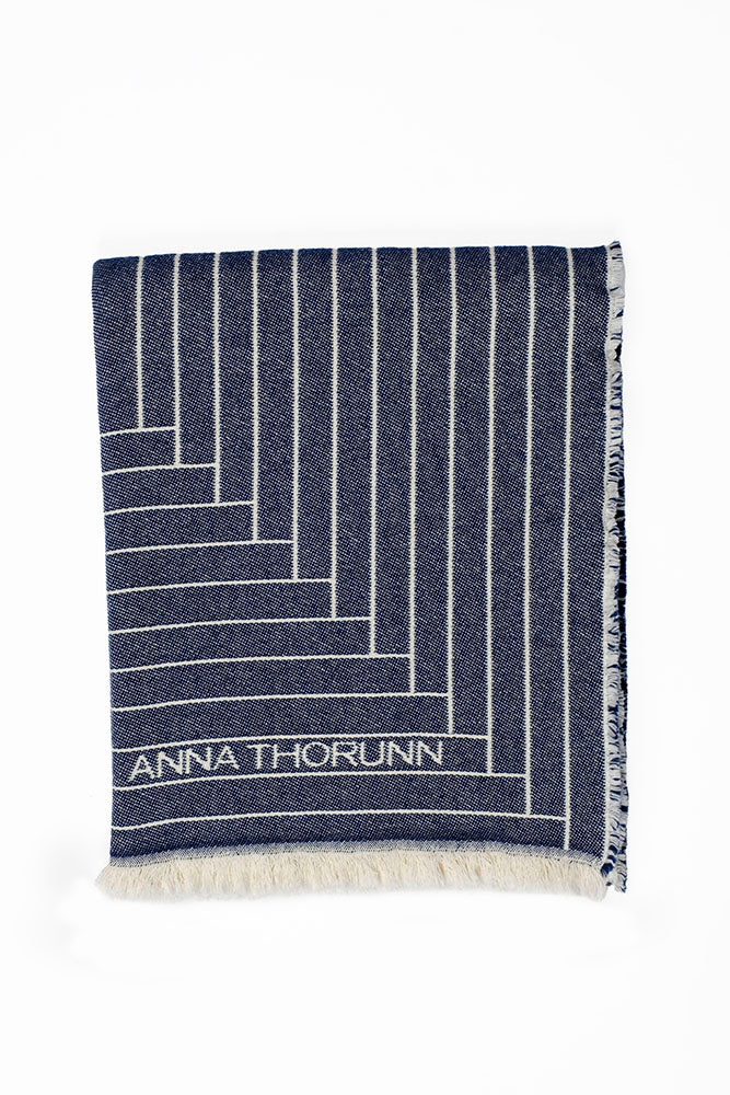 Embrace Cotton Blanket - Blue/Natur