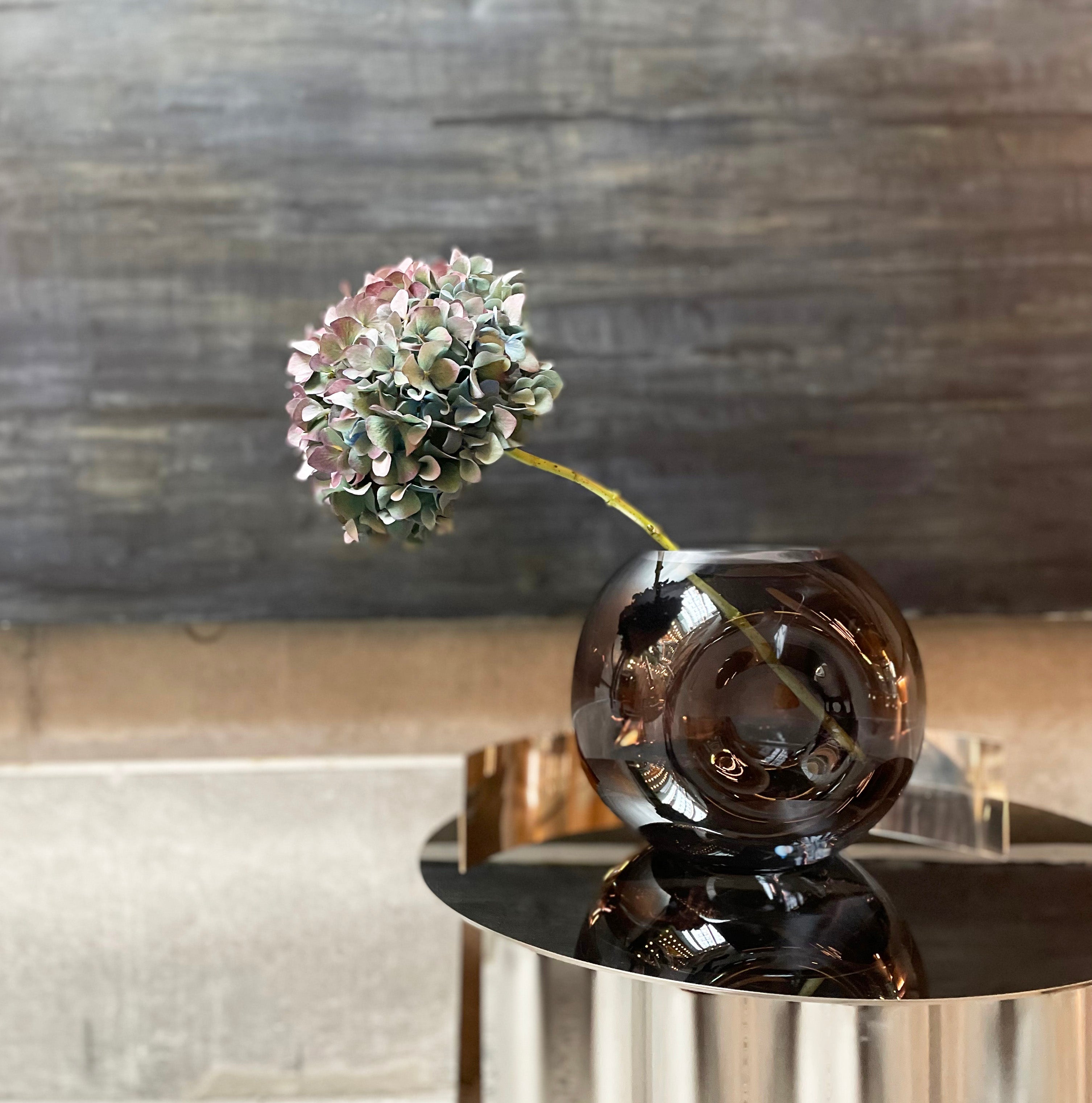 BREATH VASE - SMOKE GRAY/VIOLET